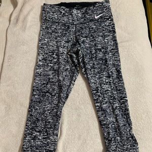 Nike Crop Legging Black